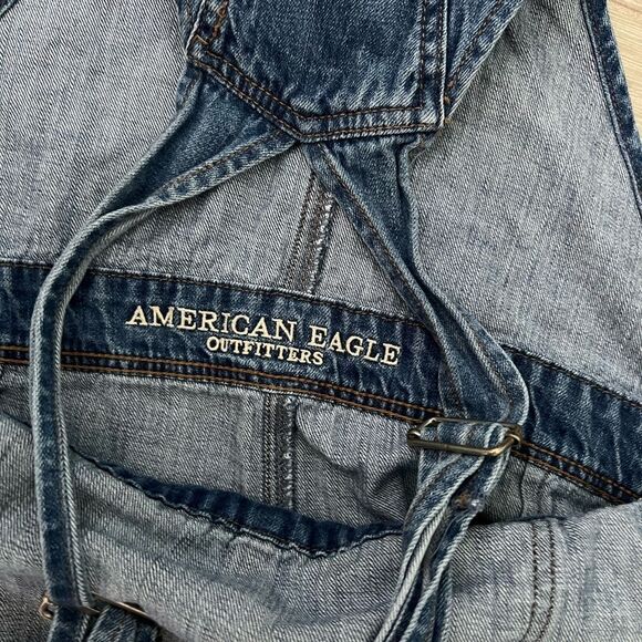 American Eagle Overall Tomboy Shorts Distressed Small - Picture 3 of 6